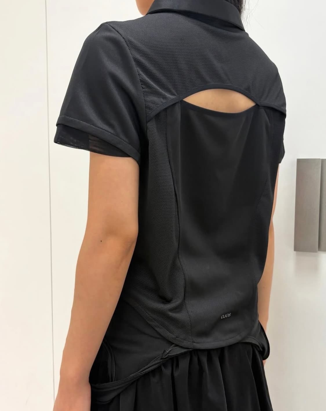 오호스 side neck collar T 상품이미지1