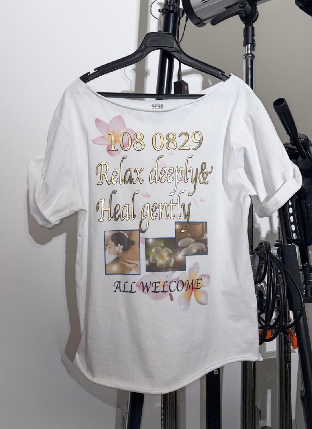 스컬프터 Healing off shoulder Tee white  상품이미지3