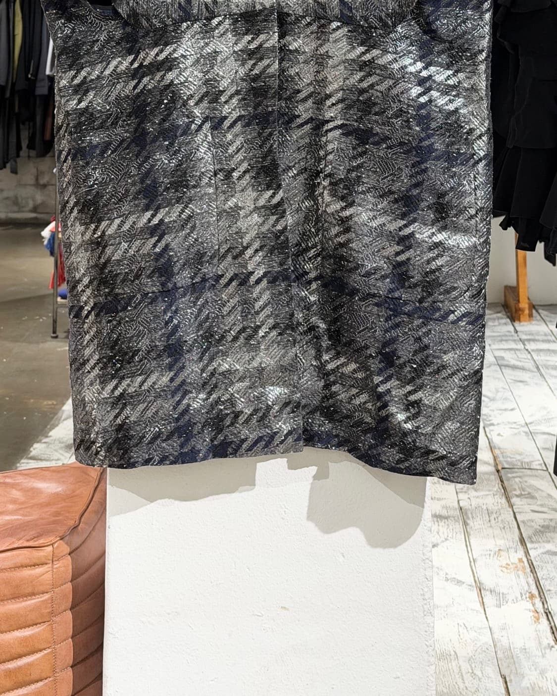 드리스 반 노튼 메탈릭 반팔 플래드 코트 상품이미지5