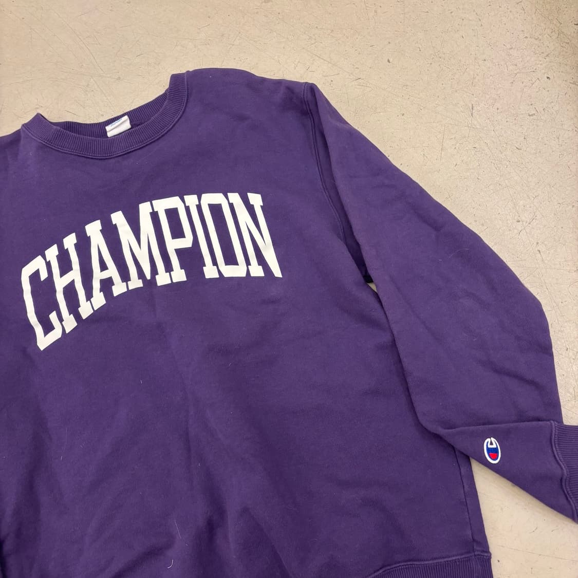 챔피온 리버스위브 빅로고 퍼플 맨투맨 상품이미지2