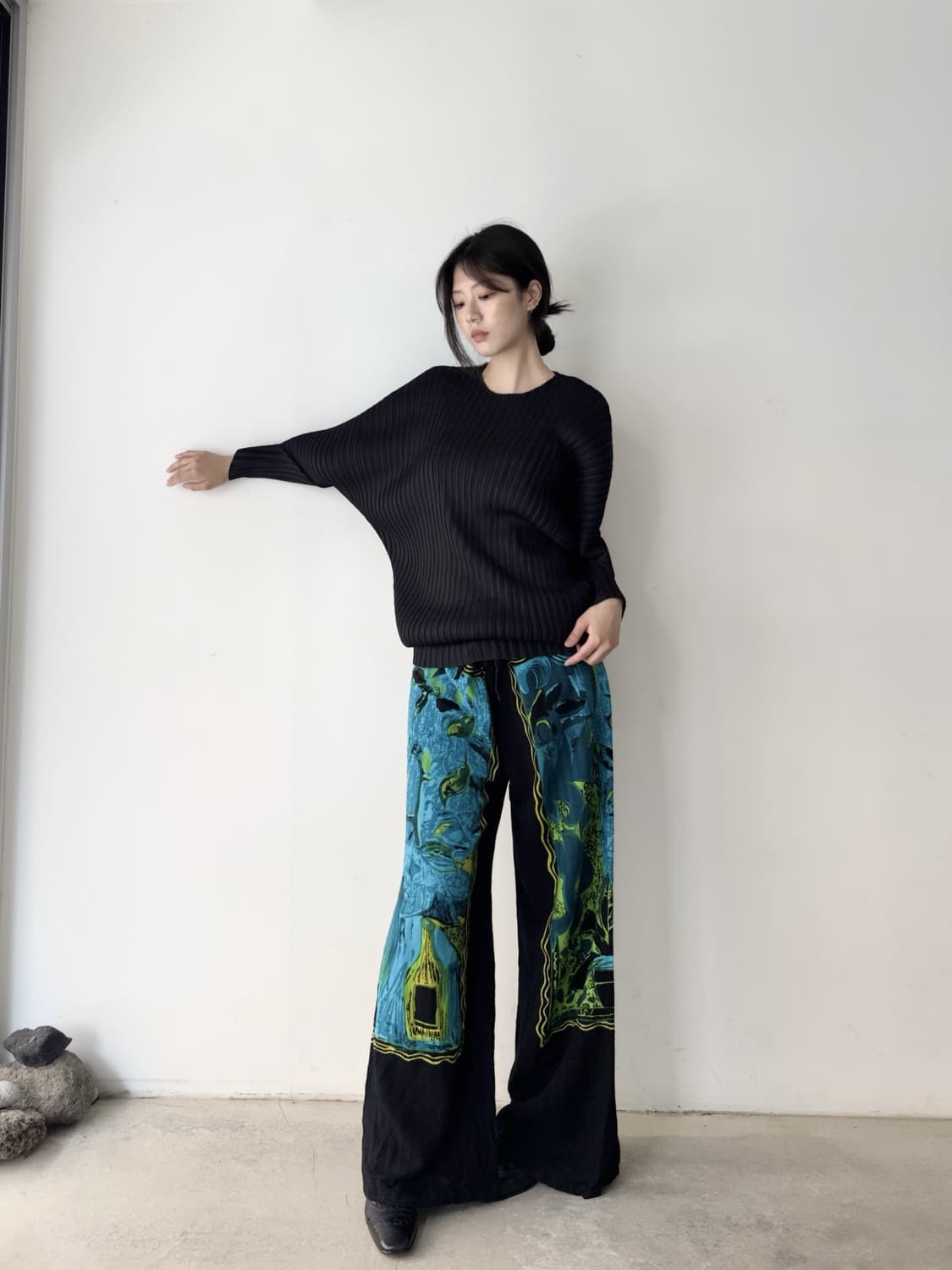 Dark batwing pleats top 상품이미지5