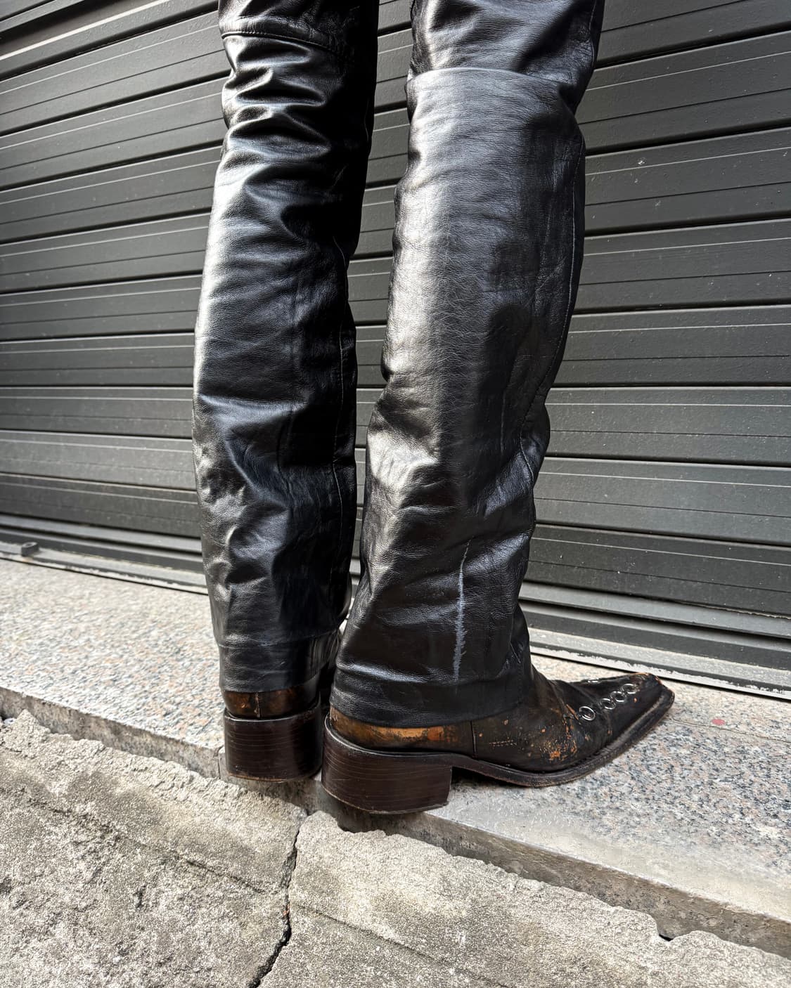 GAP – Leather Boot-cut Pants 상품이미지5
