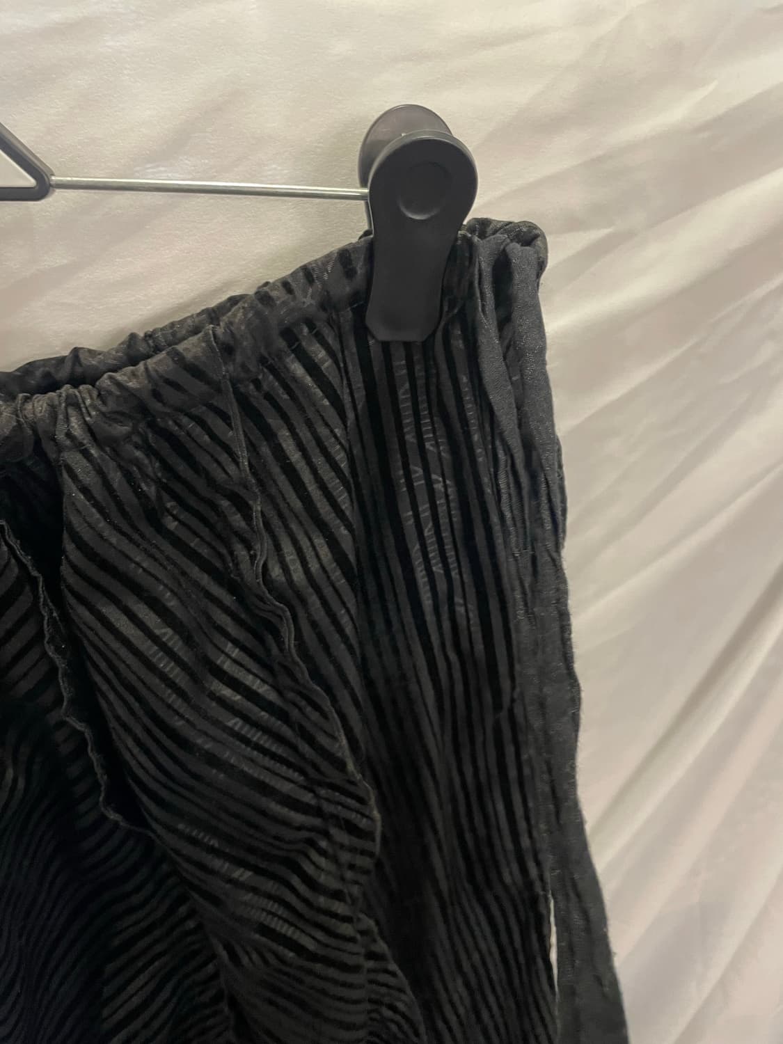 벨벳 줄무늬 블랙 롱스커트 상품이미지4