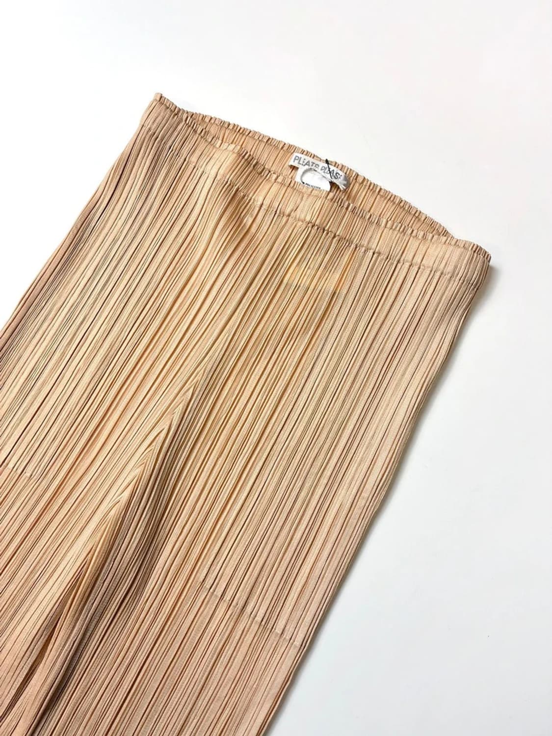 플리츠플리즈 이세이미야케 재팬 슬림핏 플리츠팬츠 PN5677    상품이미지2