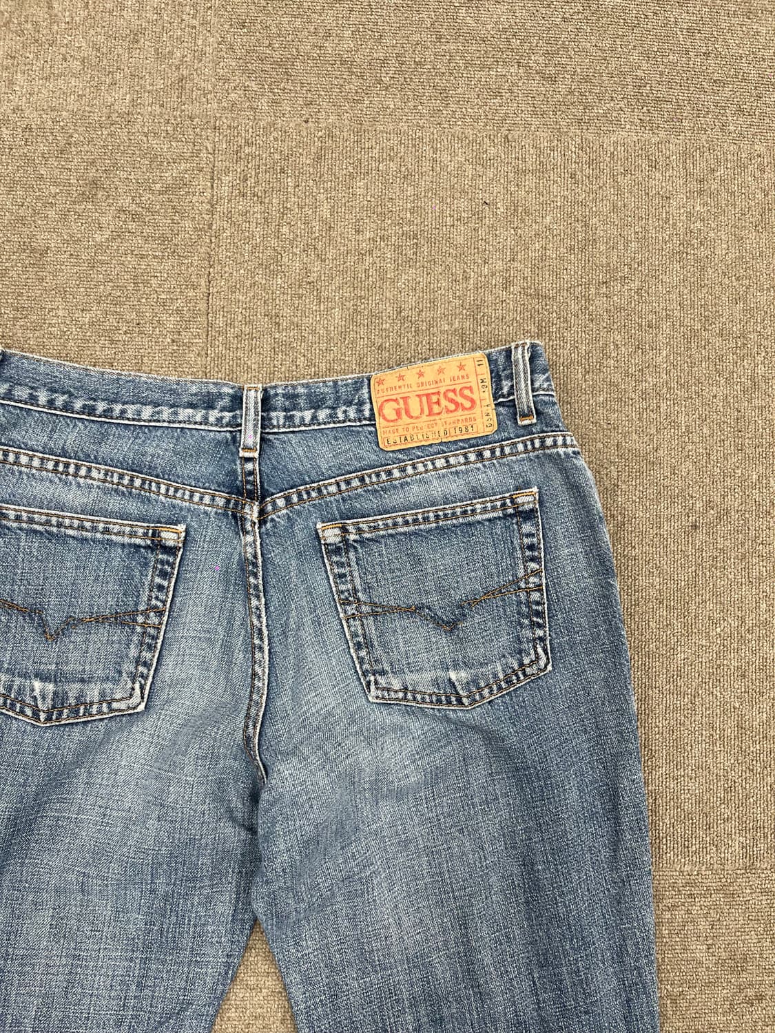Guess Bootcut Light Jeans 상품이미지9