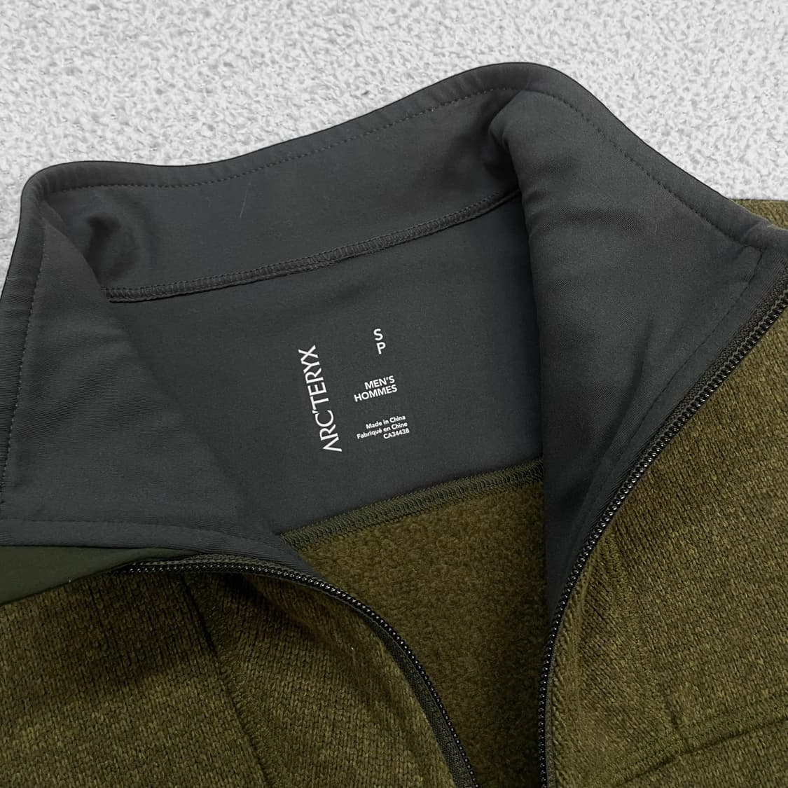 아크테릭스 포켓 로고 커버트 가디건 자켓 카키 그린 상품이미지5