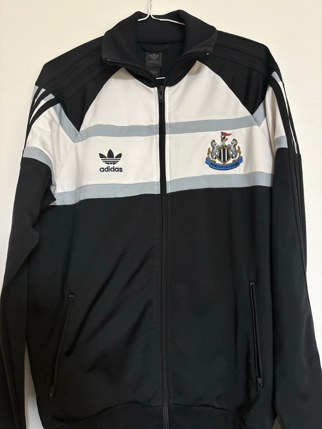 아디다스 뉴캐슬 올드스쿨 트랙탑 상품이미지1