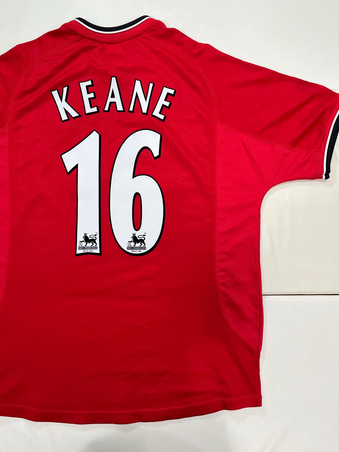 엄브로 00-02 맨체스터 유나이티드 FC 홈 로이 킨 상품이미지7