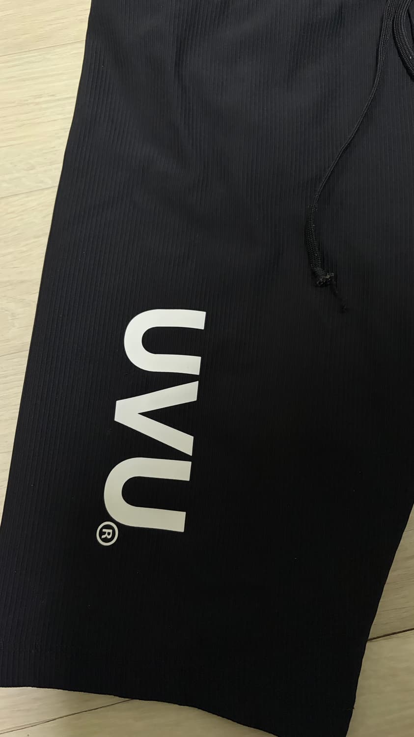 [m] UVU 블랙 타이즈 초판 상품이미지2