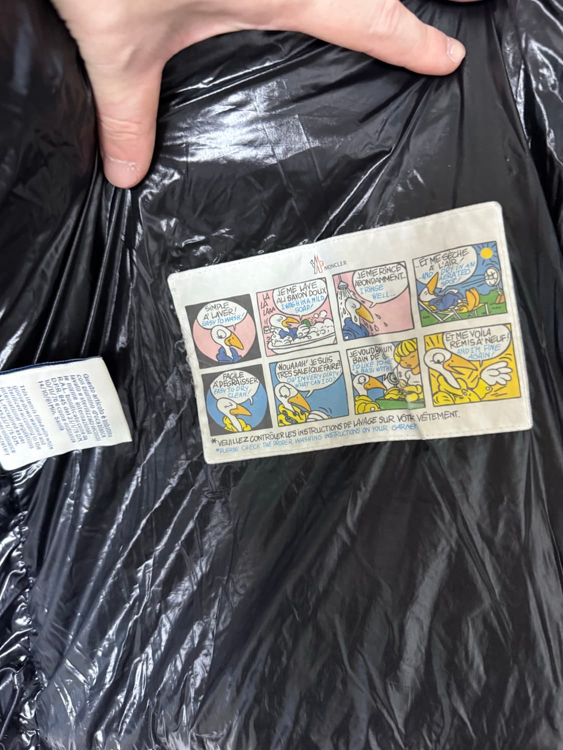 몽클레르 레쇼 패딩 판매합니다. 상품이미지3