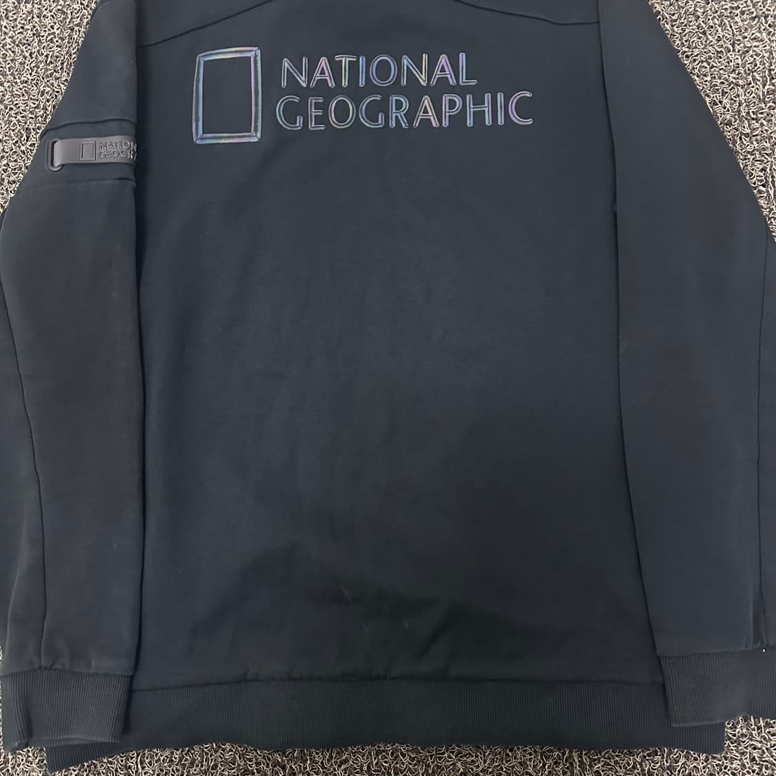 내셔널지오그래픽 맨투맨 블랙 2XL 상품이미지6