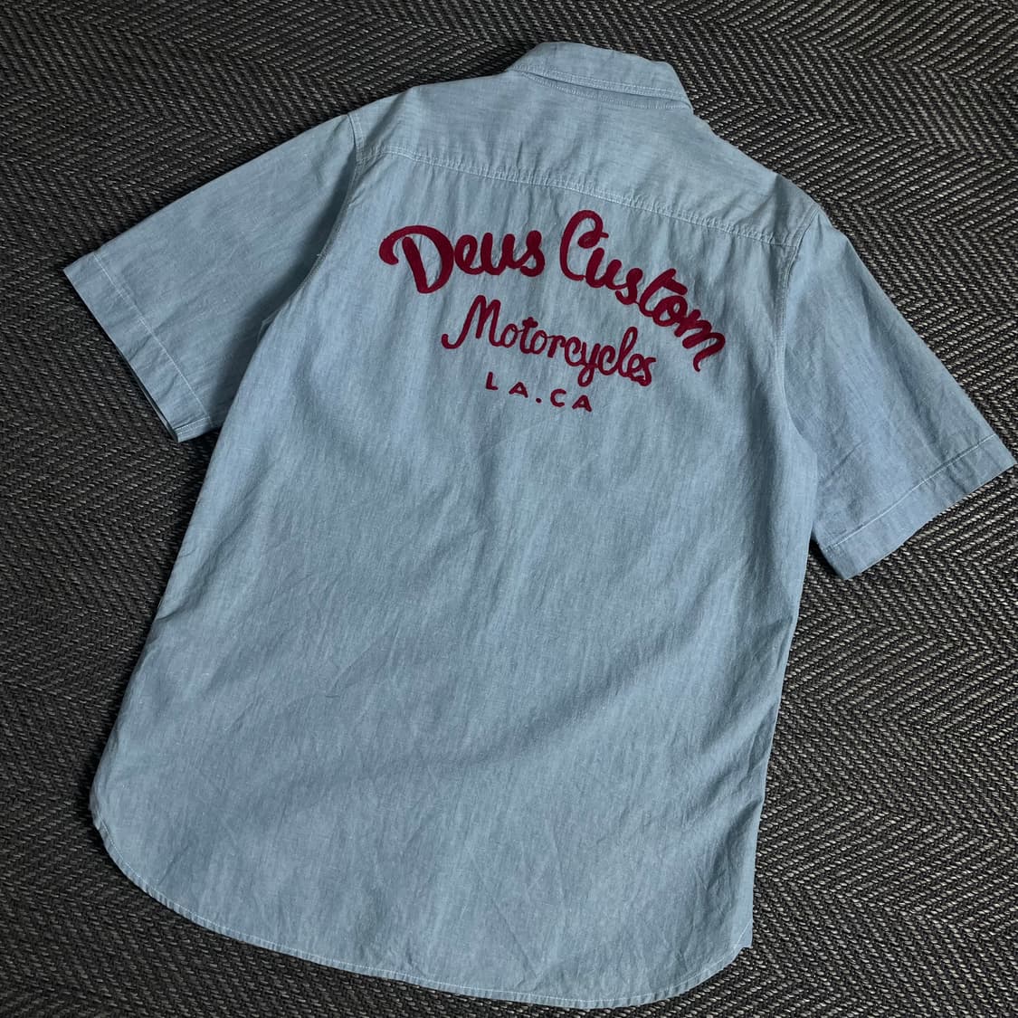 데우스 엑스 마키나 빅로고 샴브레이 데님 셔츠 y 3706 상품이미지2