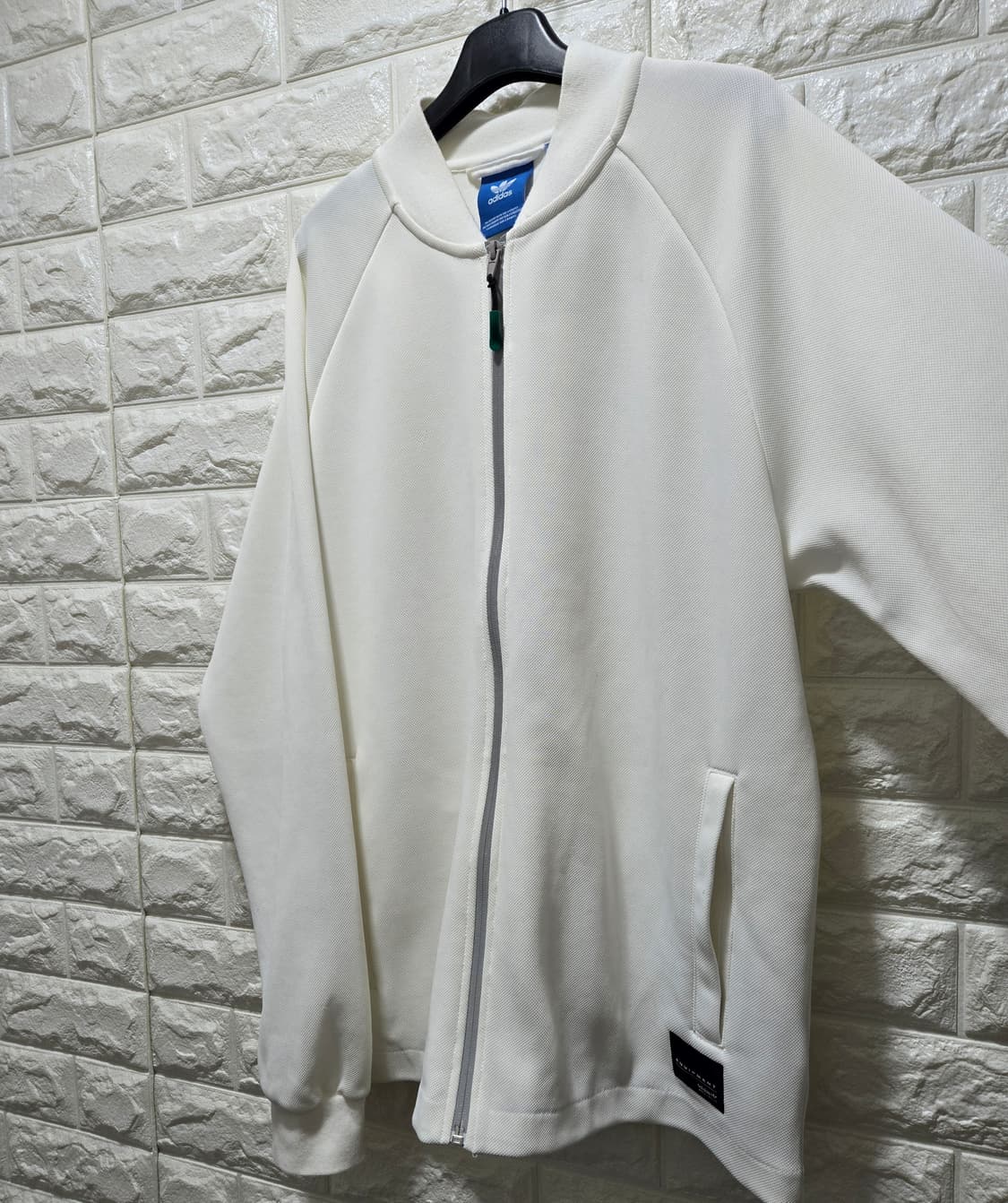 아디다스 이큅먼트 호손 트랙탑 져지 105 상품이미지5