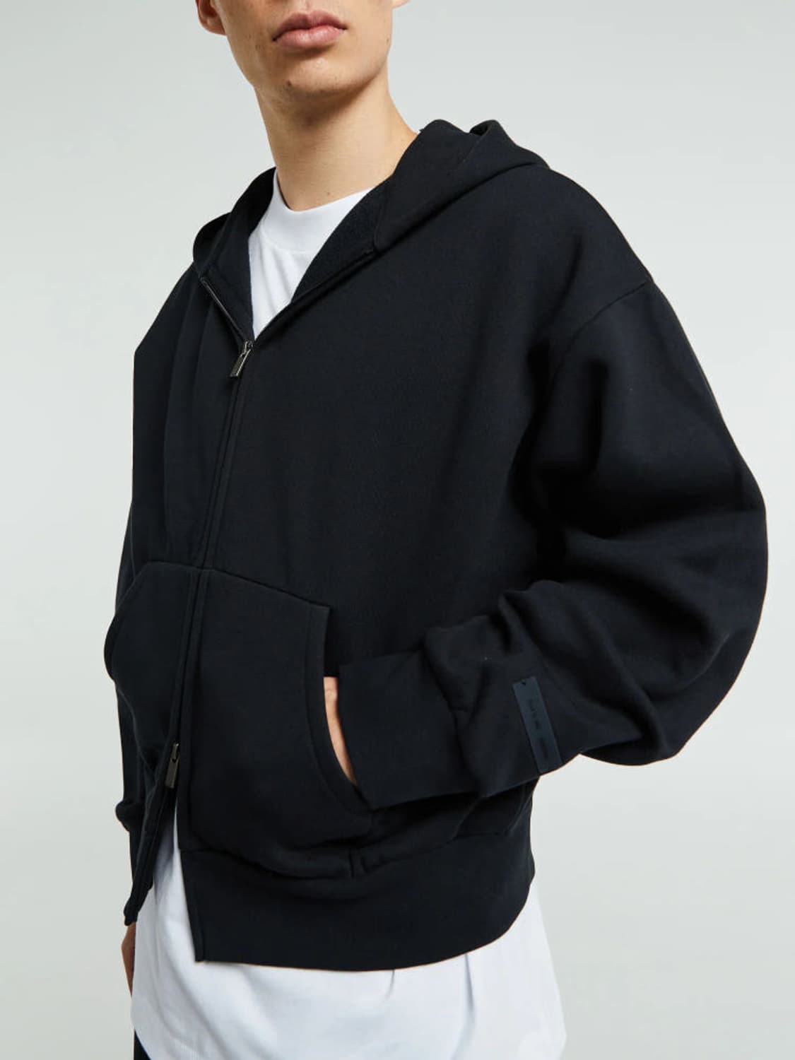 25SS 에센셜 클래식 풀 집업 후드 제트 블랙 상품이미지4