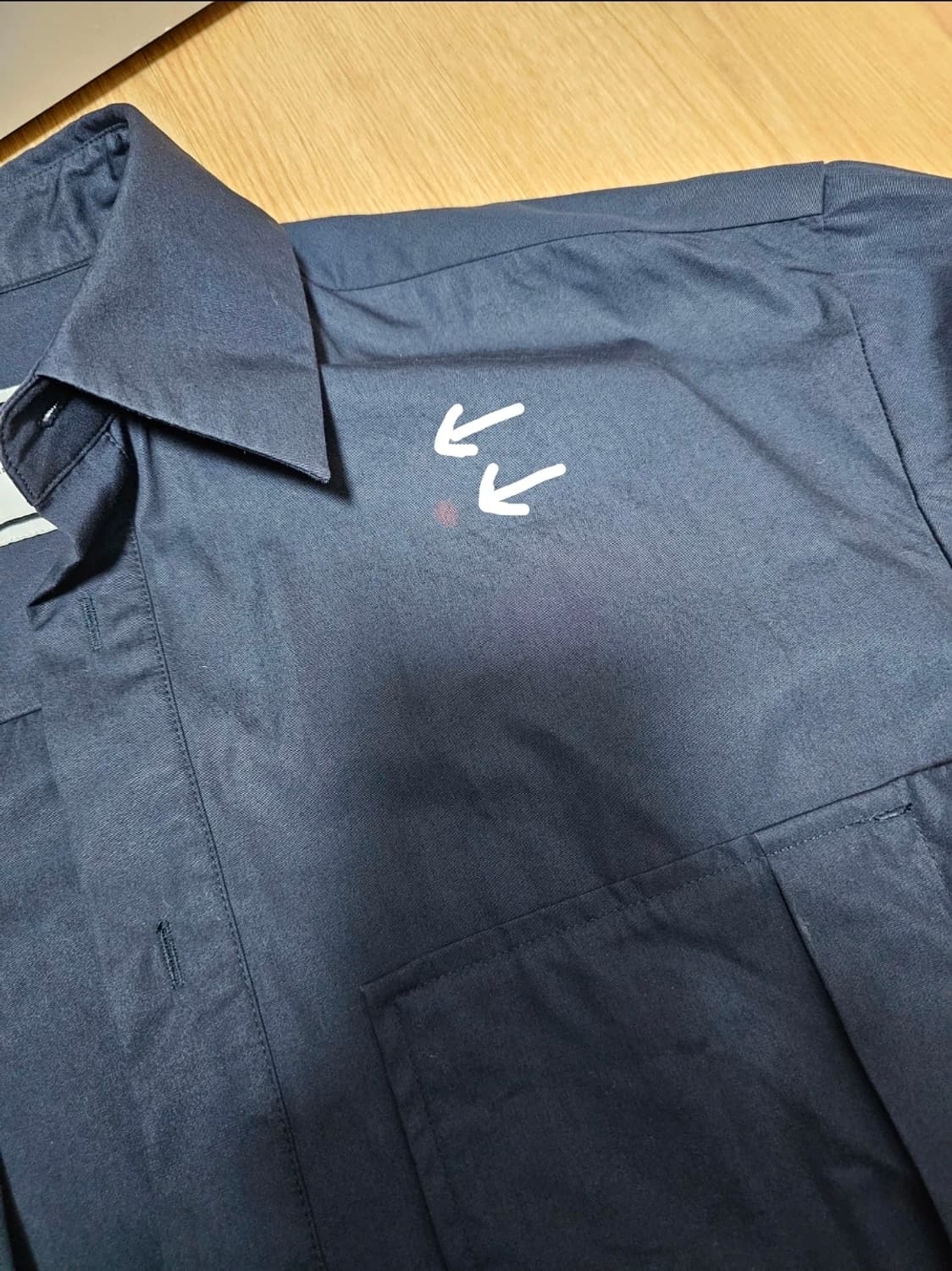 우영미 백로고 셔츠 상품이미지5