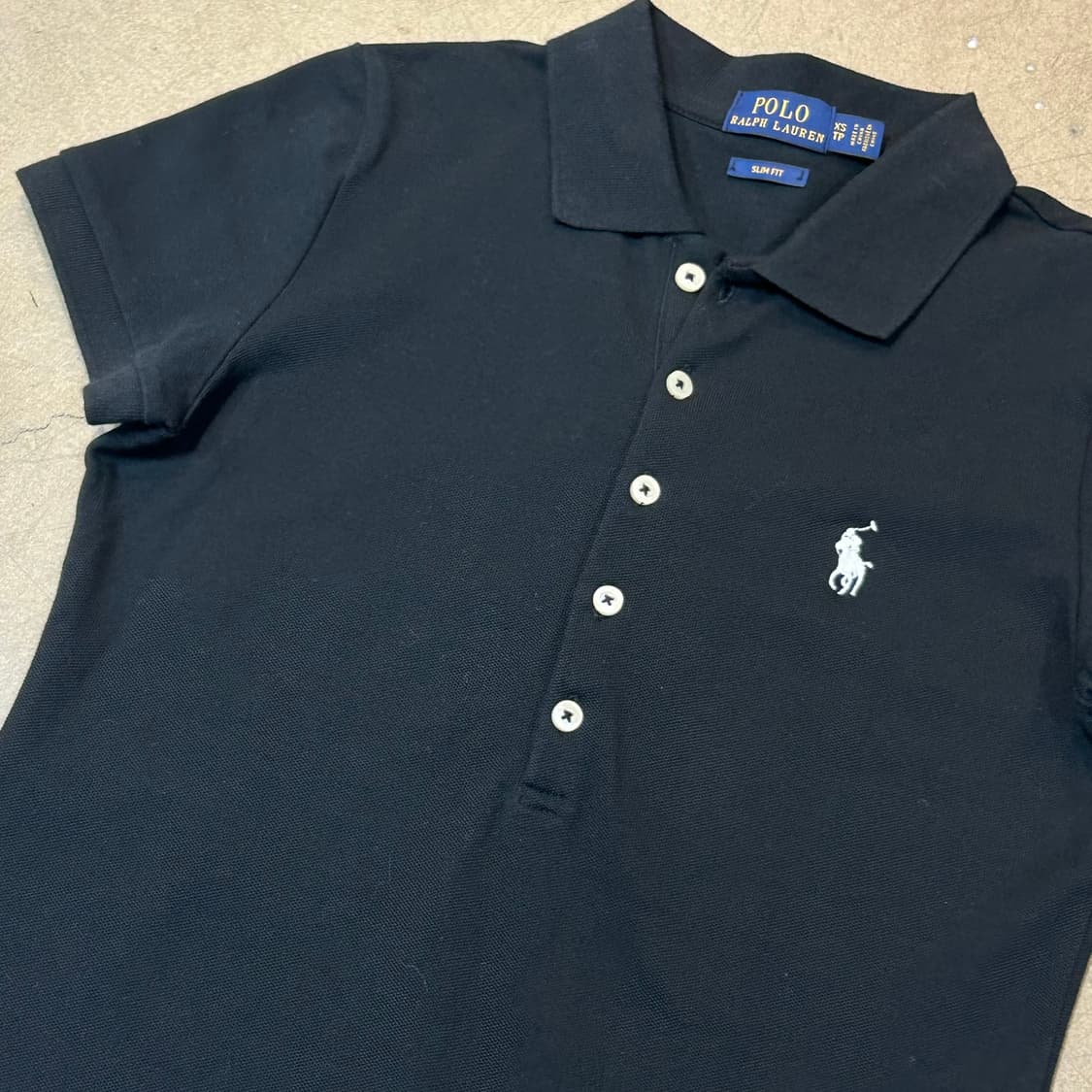 🫶🏻 폴로랄프로렌 Slim Fit 여성용 블랙 카라 반팔티 🫶🏻 상품이미지2