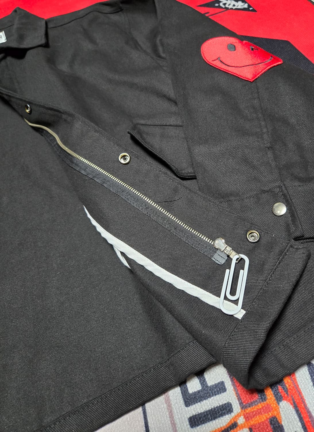 그레이버 엘보우 자수 하트 자켓 상품이미지3