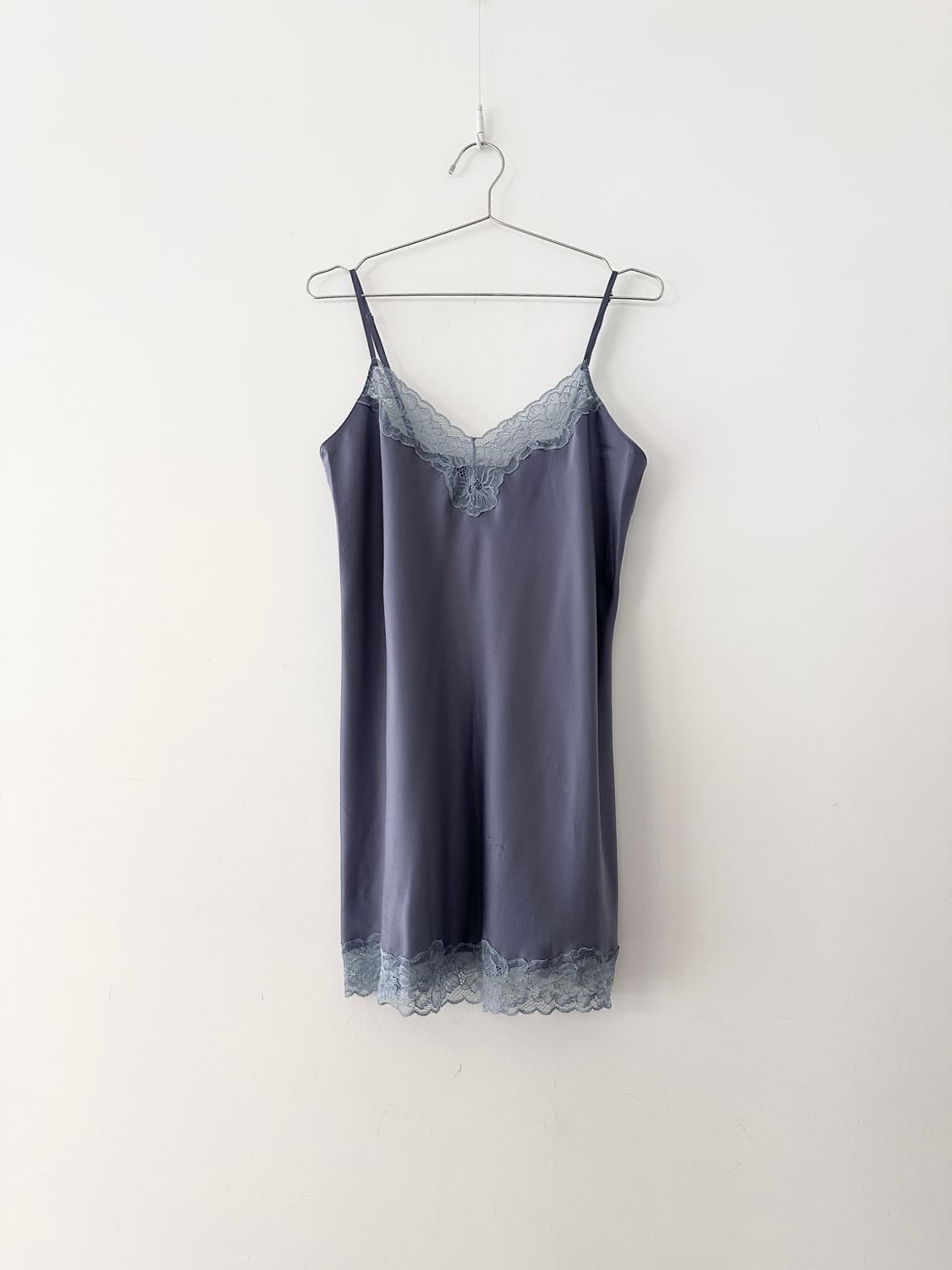 Feminine slip sleeveless / serenity 상품이미지1