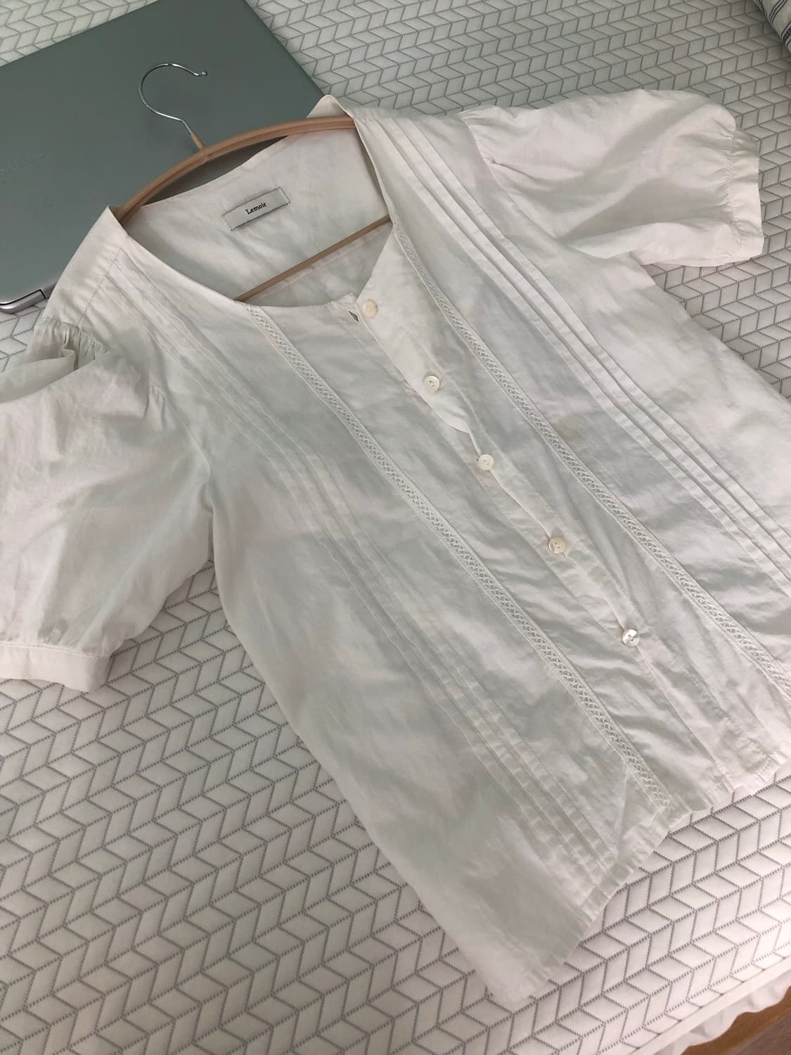 르모어 레이스 퍼프 블라우스 상품이미지7