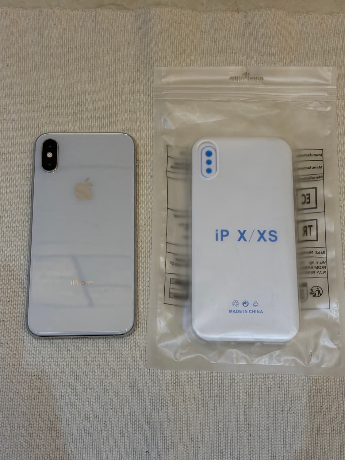 아이폰 xs 실버 256GB  상품이미지4