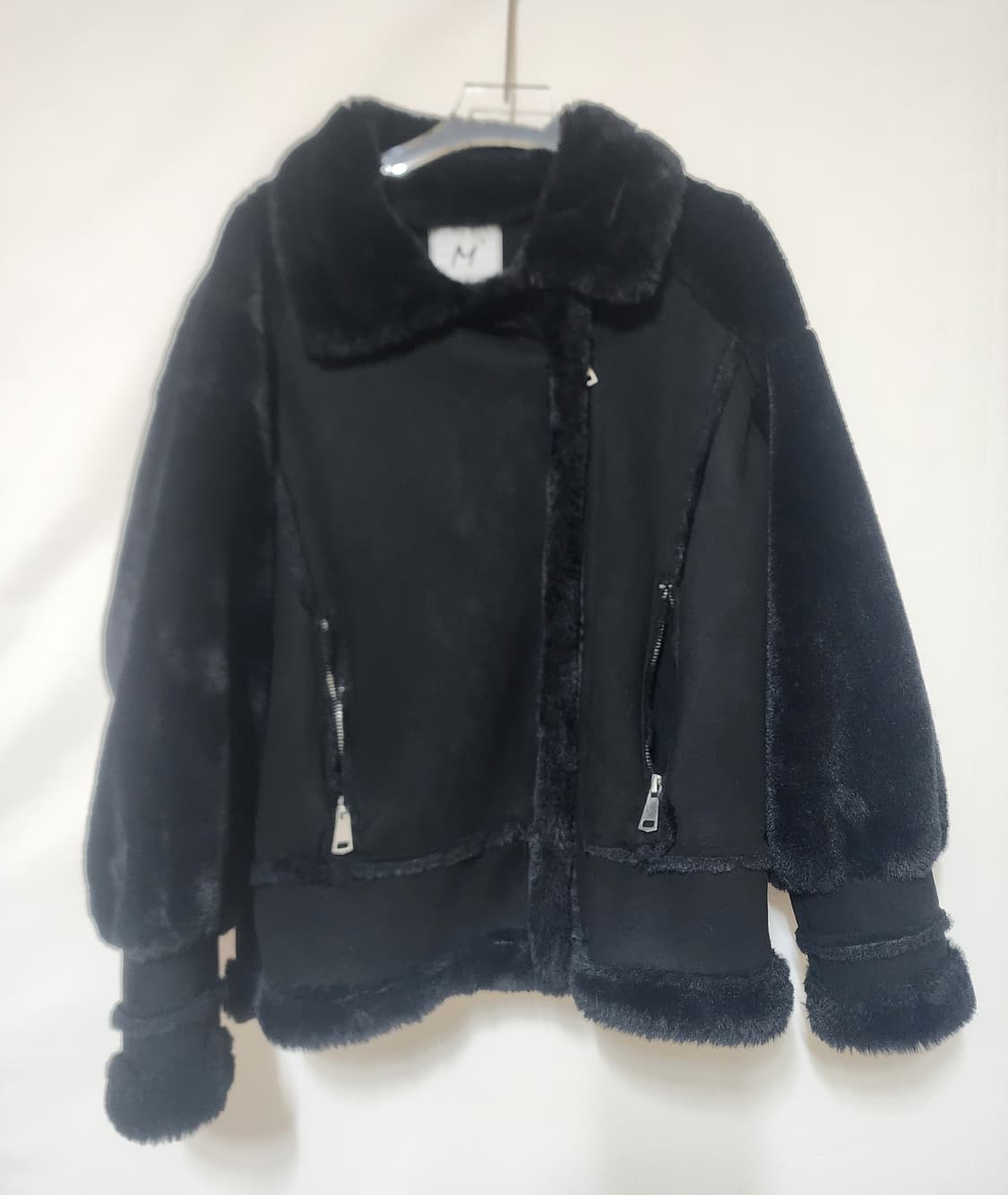 블랙 퍼배색 무스탕 상품이미지3