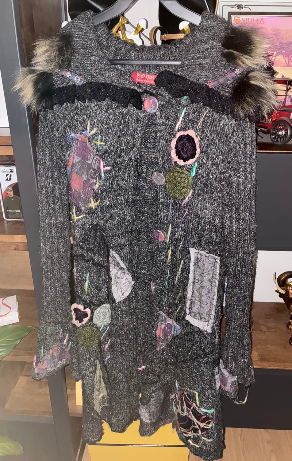 핸드메이드 디테일 퍼 롱 가디건 상품이미지1