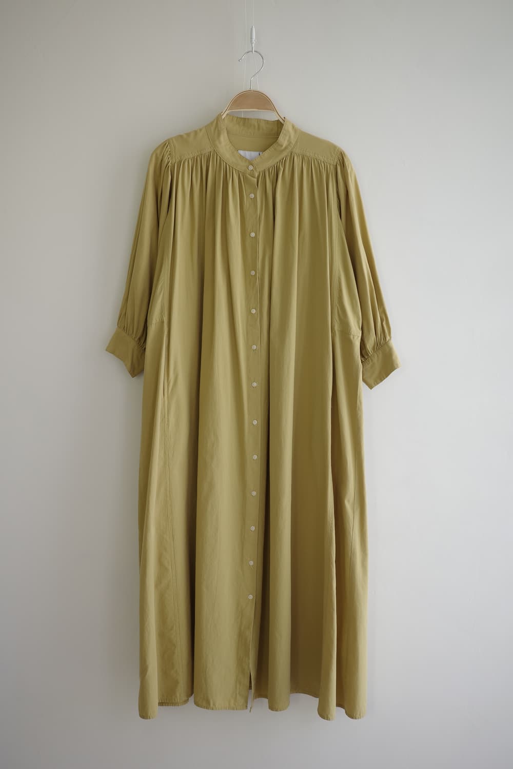 LAKOLE 겨자색 셔츠형 롱 원피스 상품이미지4