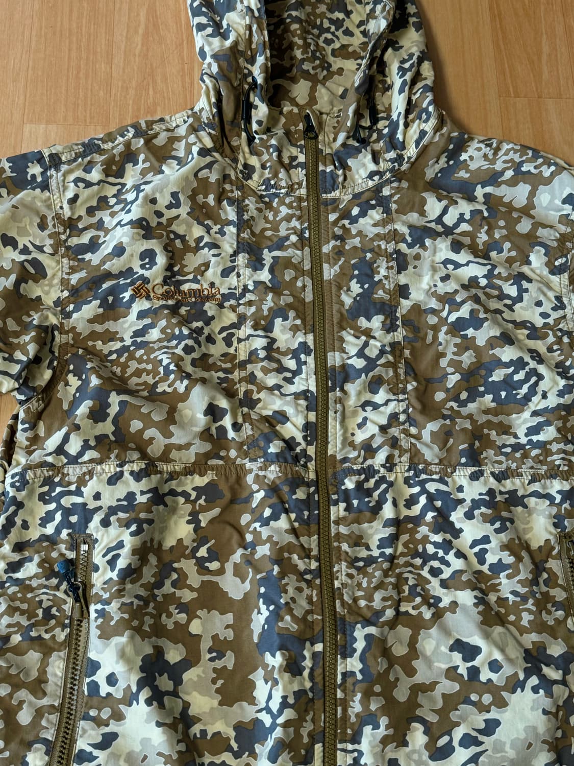 00s 컬럼비아 카모 윈드브레이커 자켓 판매해요 상품이미지1