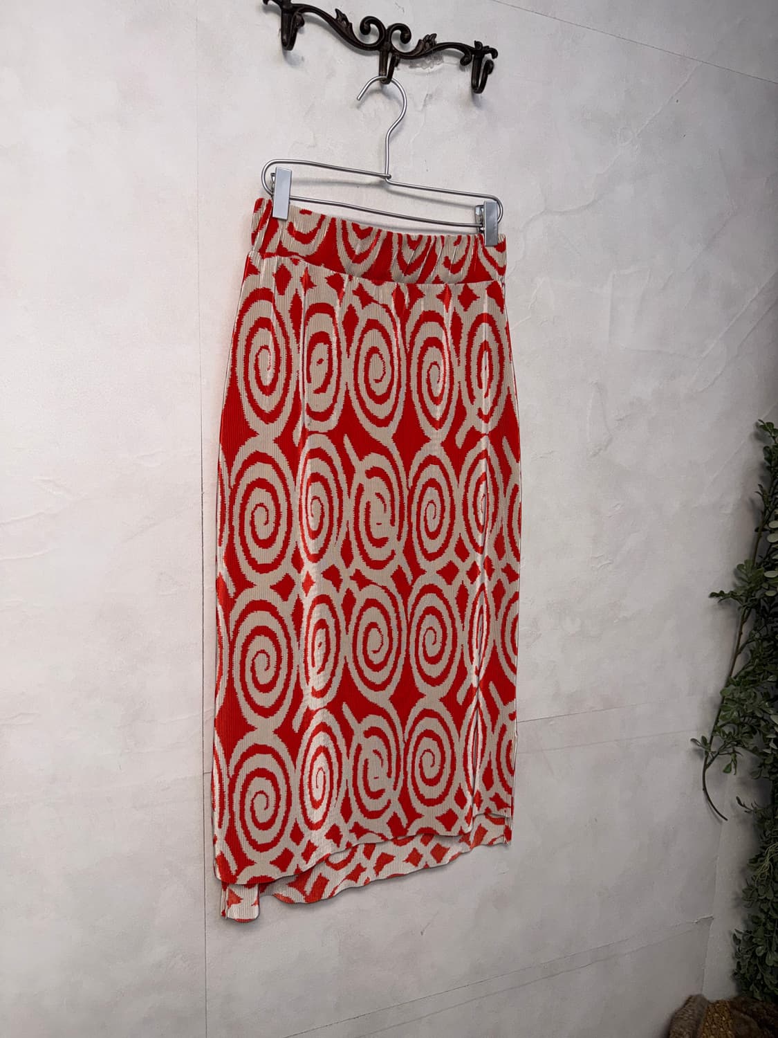 Orange red geometric stretch pleats sk 상품이미지3