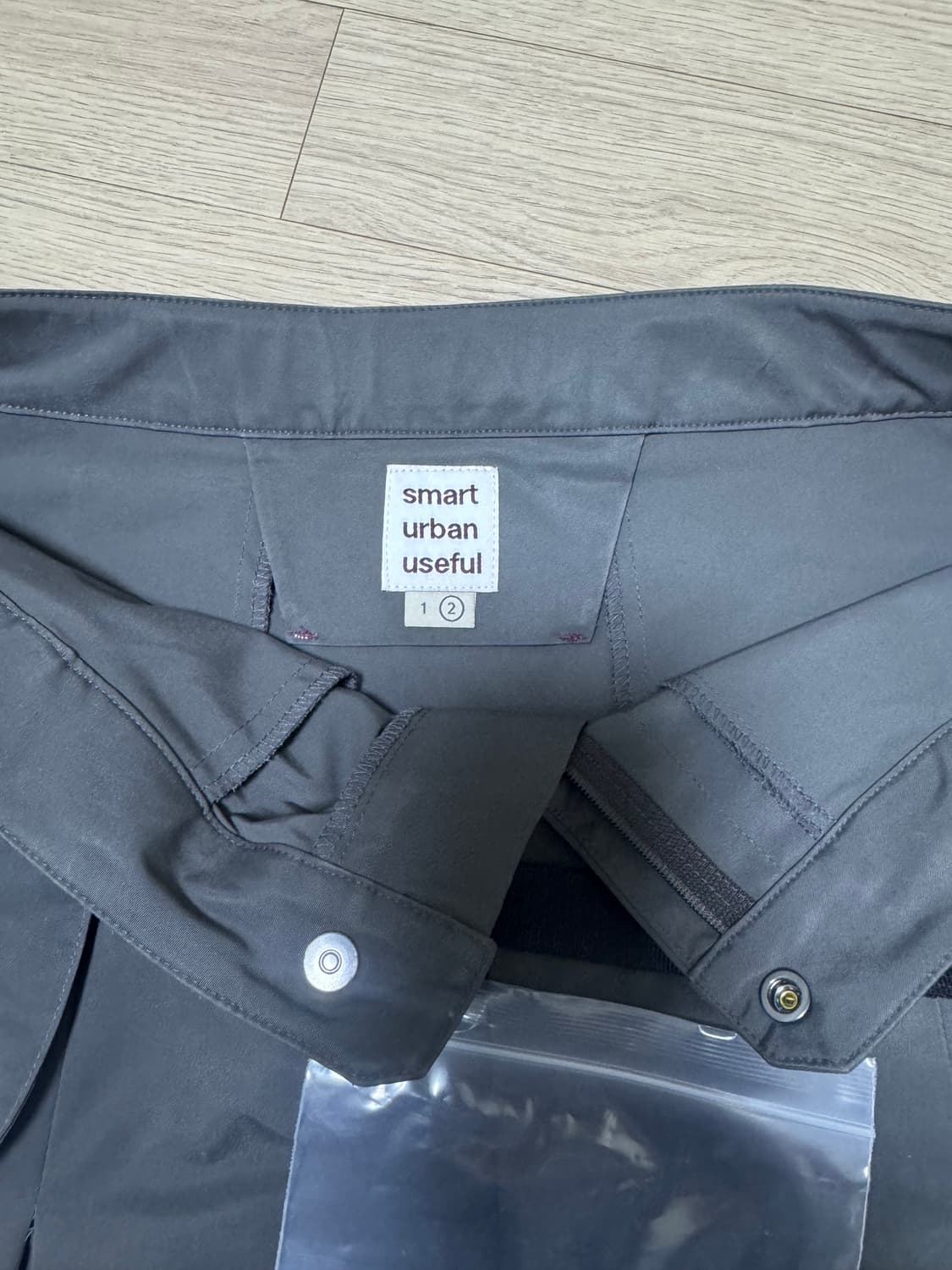 코이세이오 스마트어반유즈풀 디 포켓 나일론 스커트 웜 그레이 2사이즈 상품이미지5