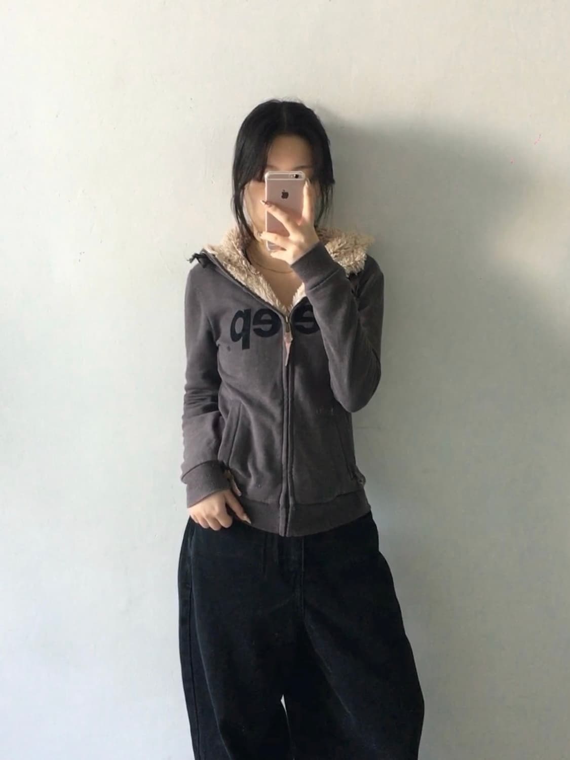 지프 쉐르파 자수 로고 후드집업 상품이미지1