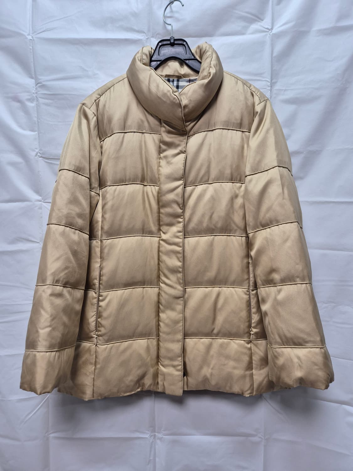 버버리 덕다운패딩 상품이미지1