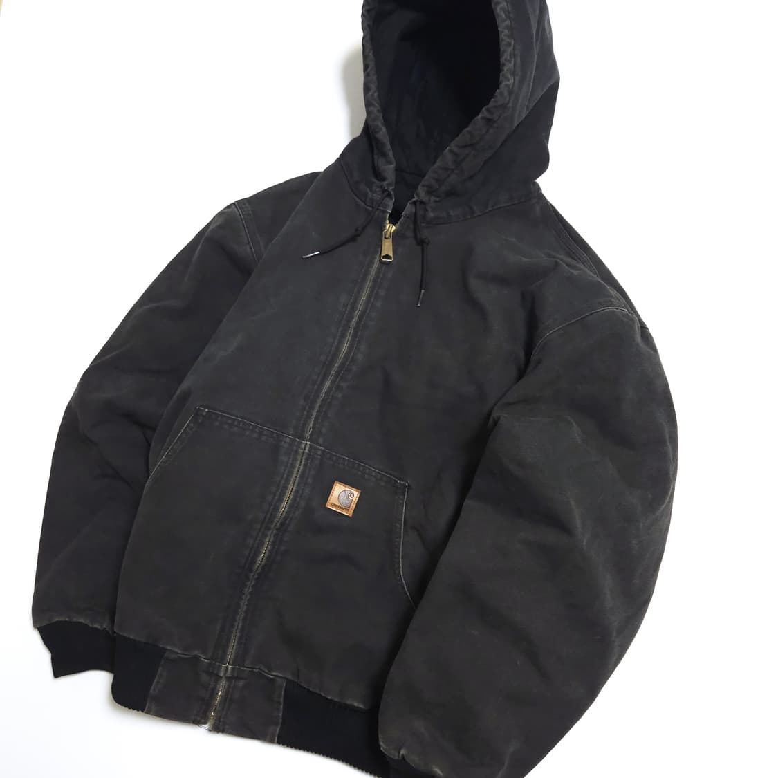 칼하트 OG J130 샌드스톤 덕액티브 워크 자켓 블랙 상품이미지3
