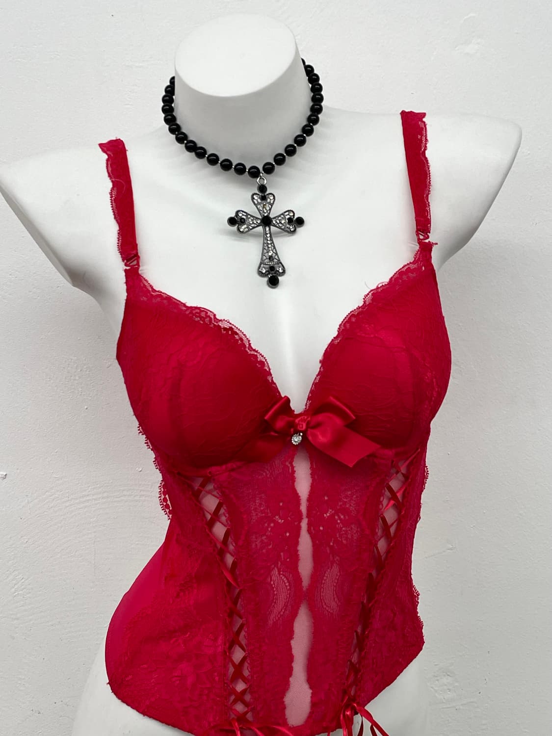 에블린 레드 아일렛 자수 코르셋 상품이미지2