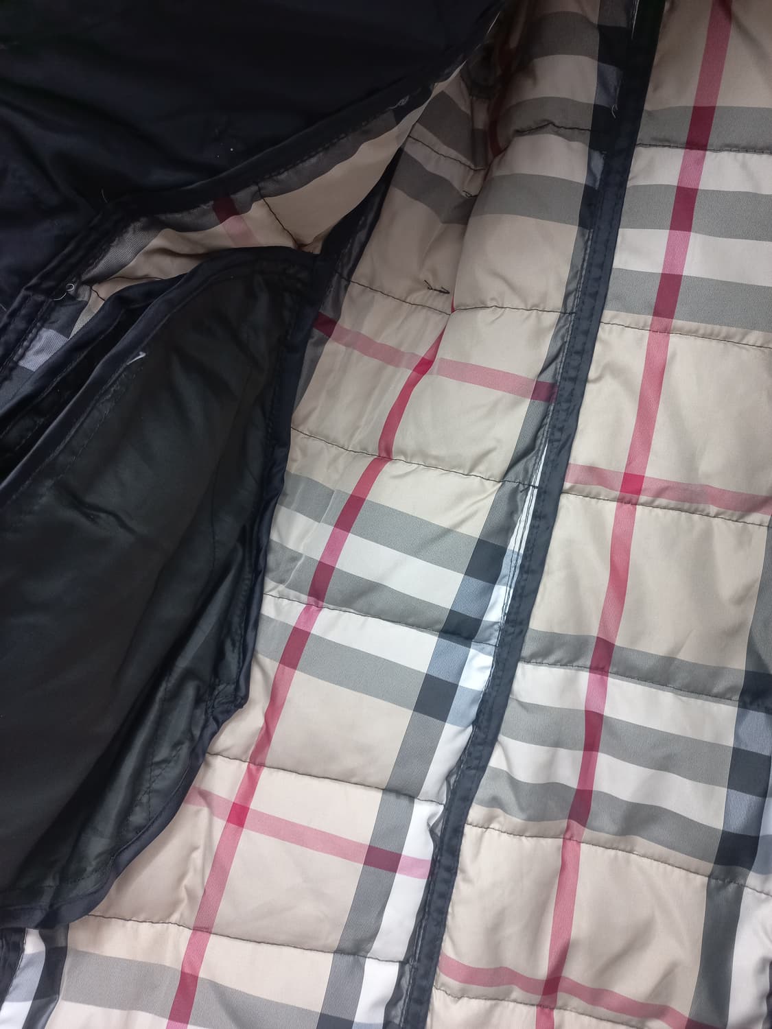 버버리 브릿 롱패딩 블랙 정품 (여 90 ) 상품이미지7