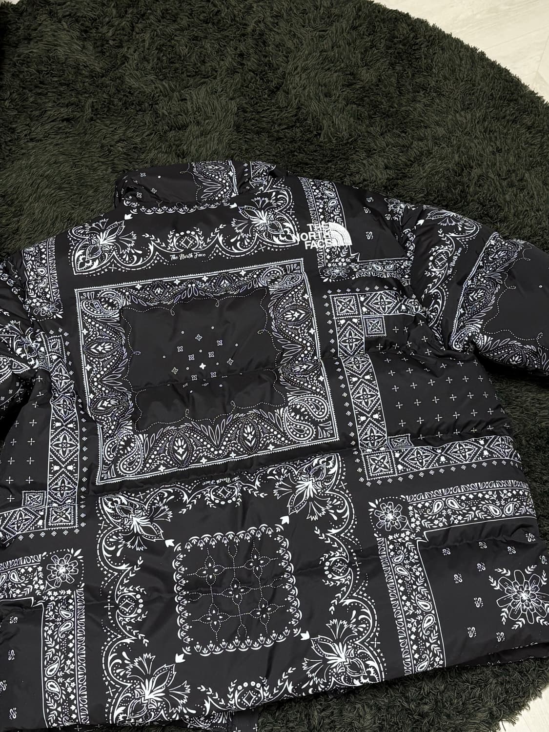 노스페이스 패딩(페이즐리) 노벨티 로프티 상품이미지5