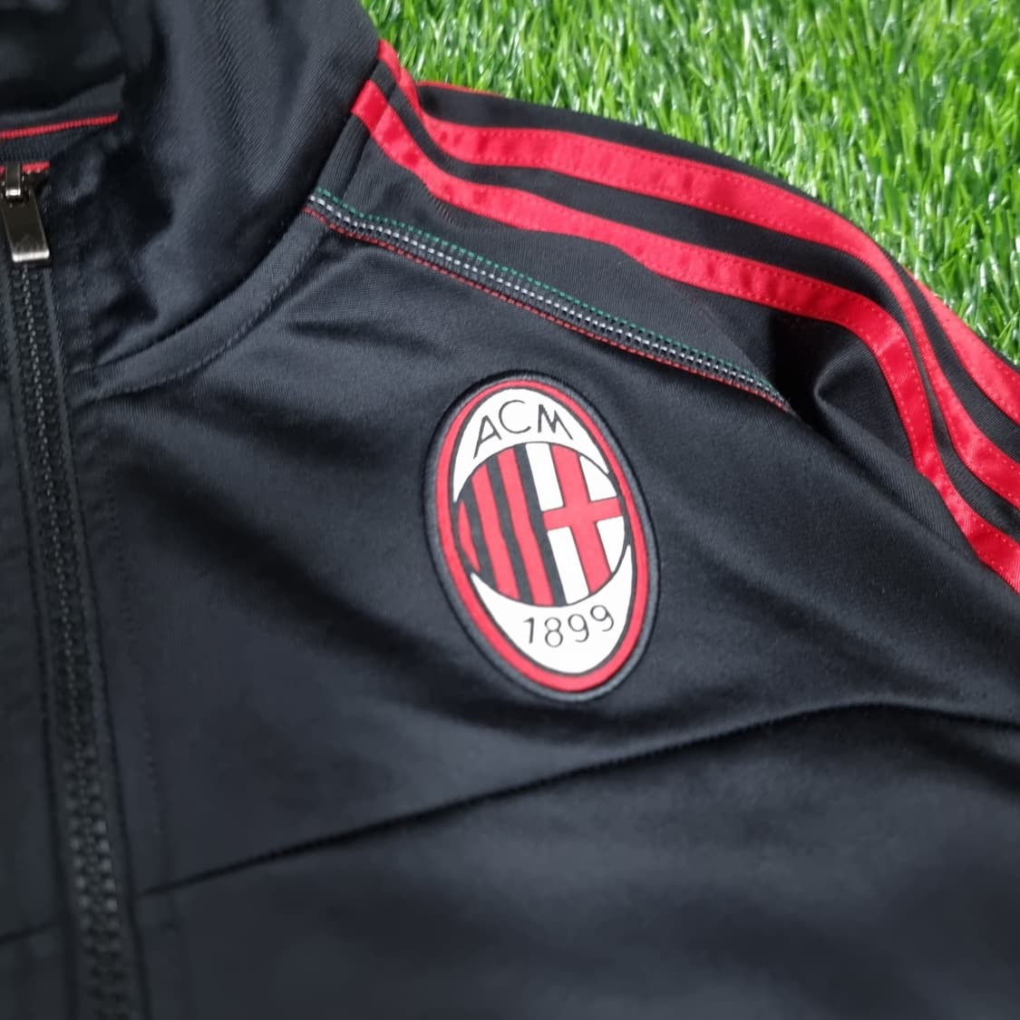 13-14시즌 AC밀란 아디다스 트레이닝 져지 상품이미지3