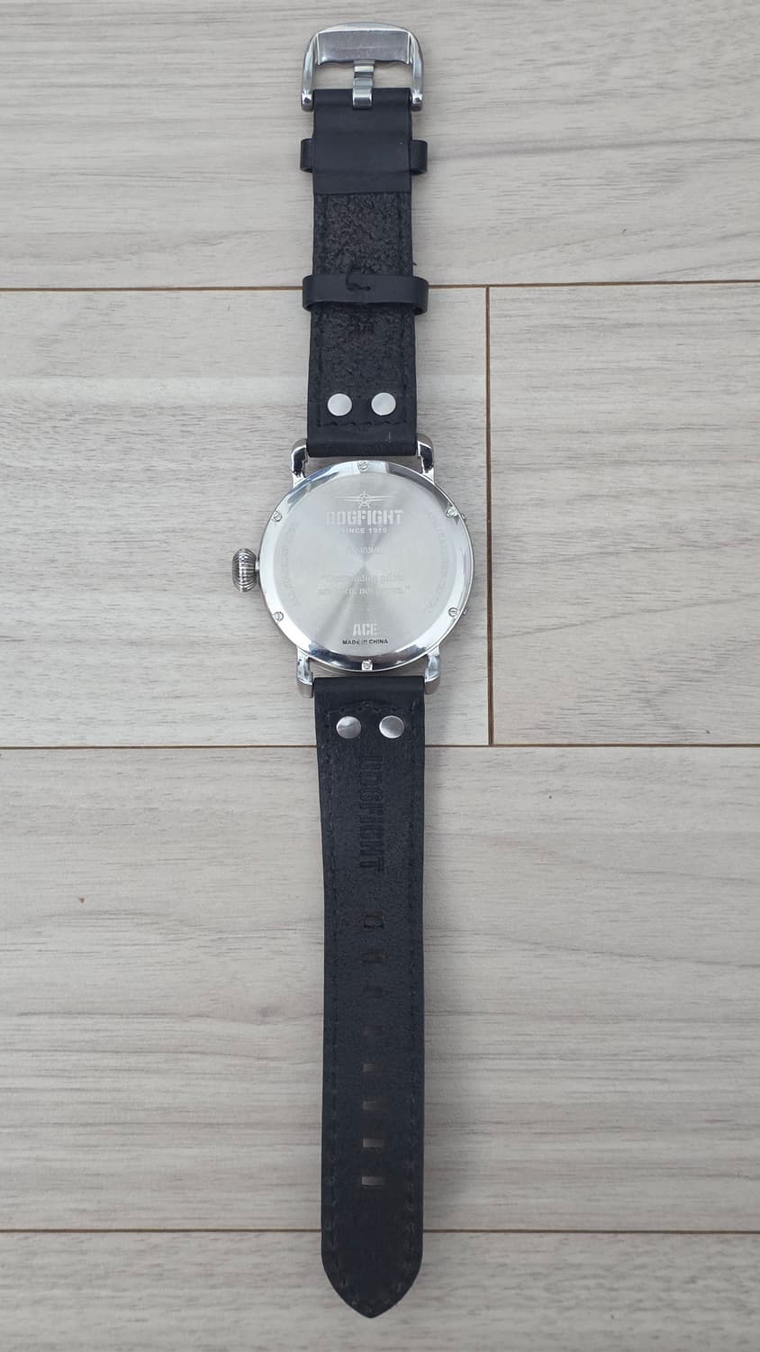 독파이트 에이스 DF0022 항공쿼츠 시계 
> 스테인레스 스틸 케이스  상품이미지7