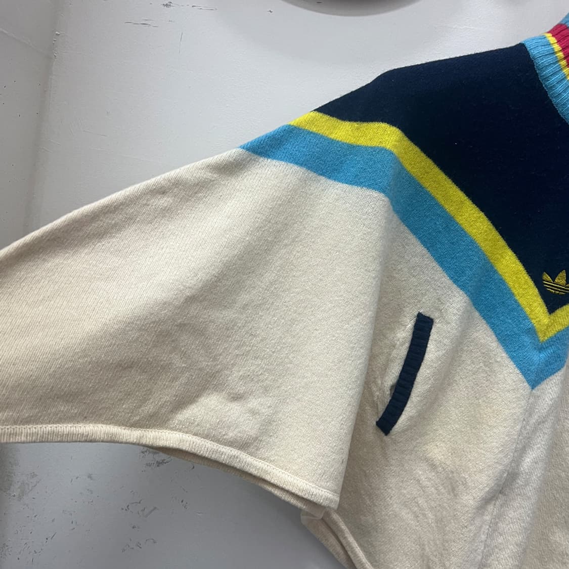 00s 아디다스 카를로 그루버 터틀넥 울 니트 숄 판초 90 상품이미지4