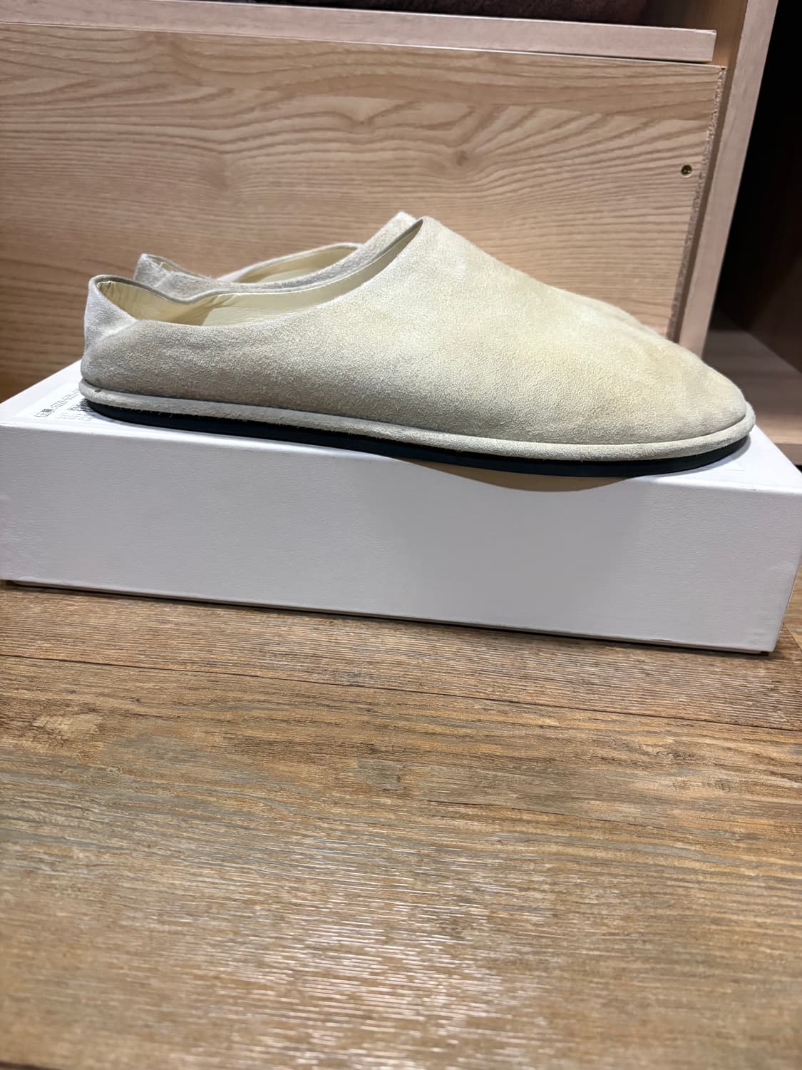 Auralee 오라리 스웨이드 샌들 상품이미지3