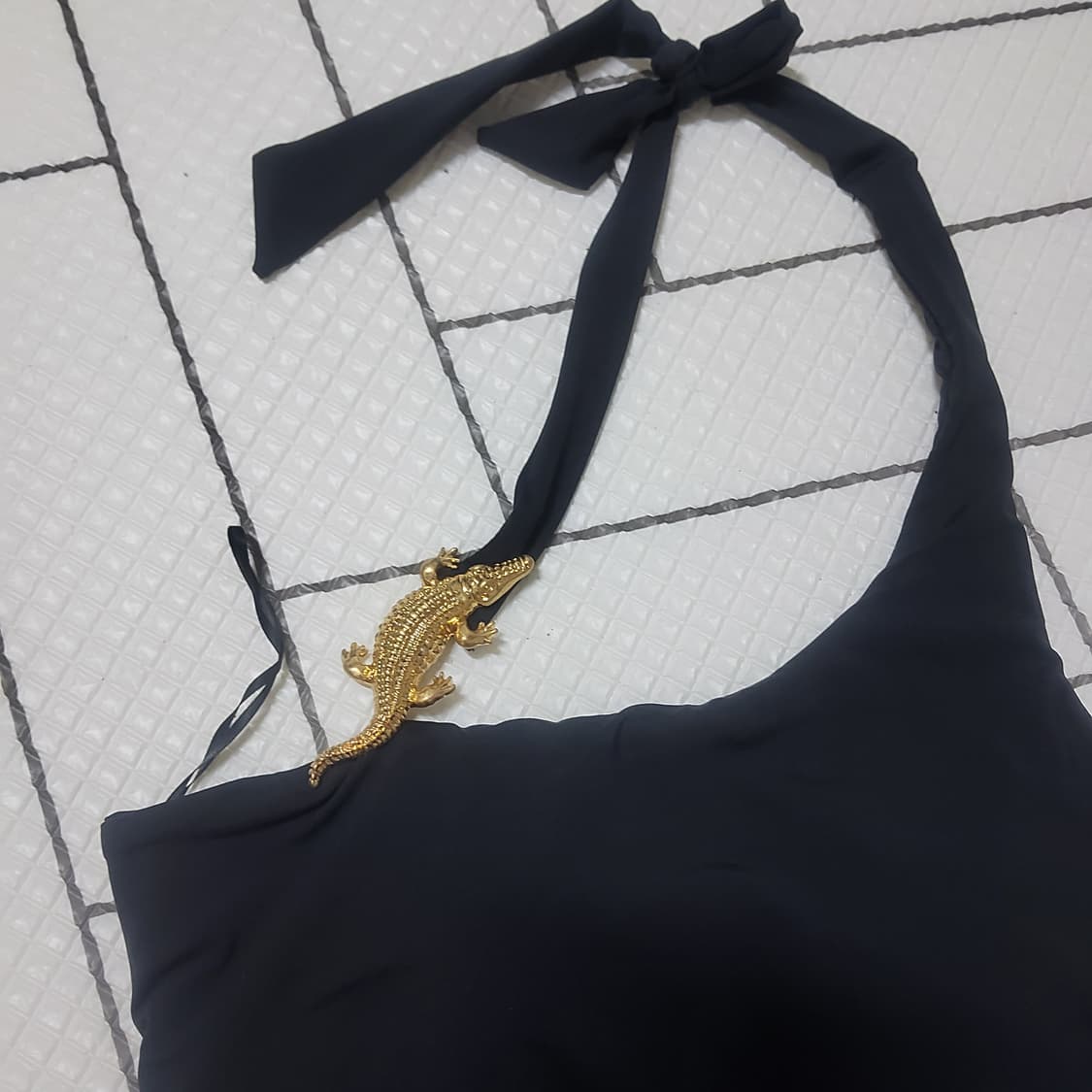 새상품 자라 ZARA 악어 원숄더 홀터넥 수영복 xs 모노키니 스윔수트 상품이미지5
