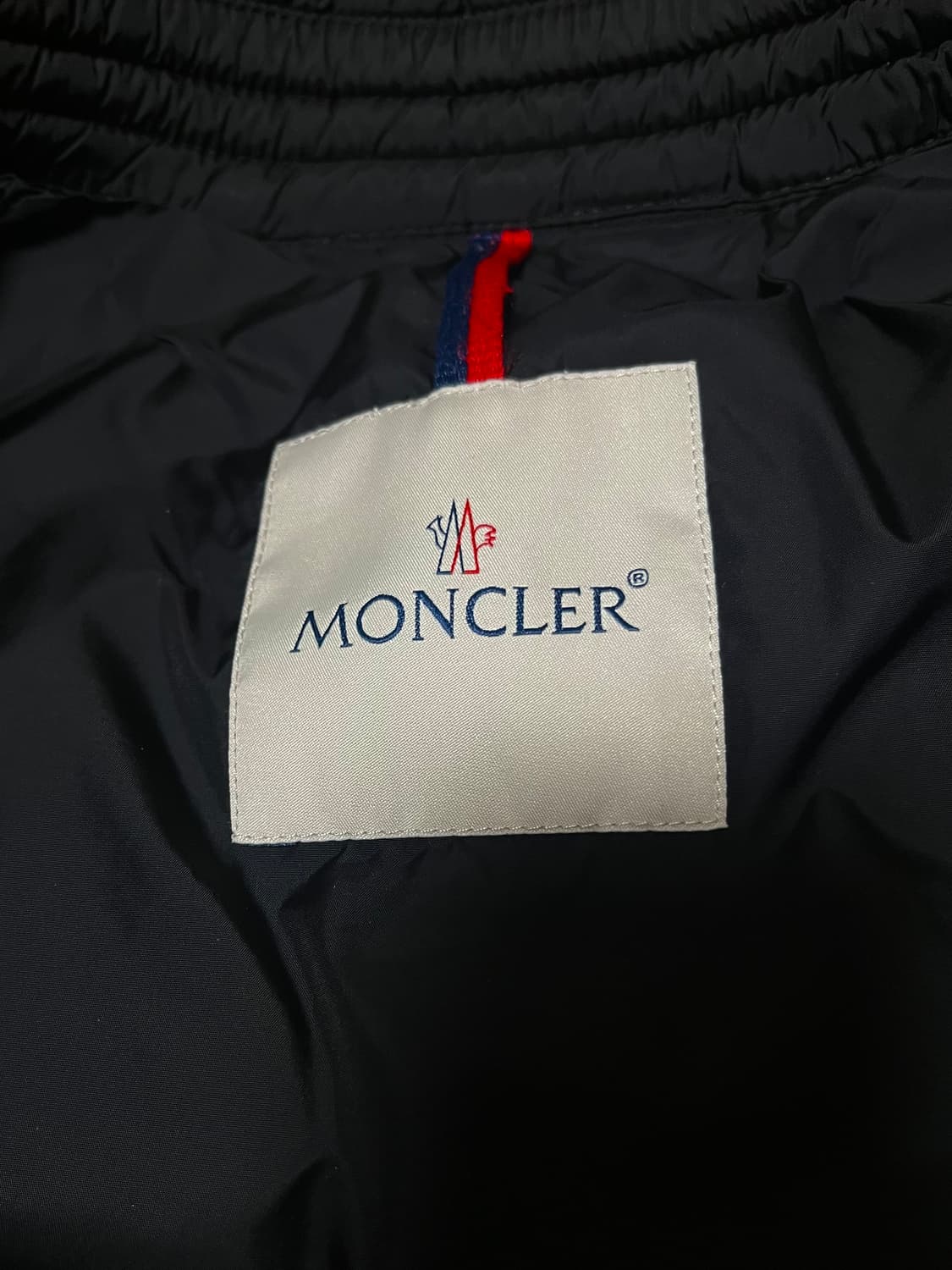 [4] 몽클레어 아미오 바이커 패딩 상품이미지7