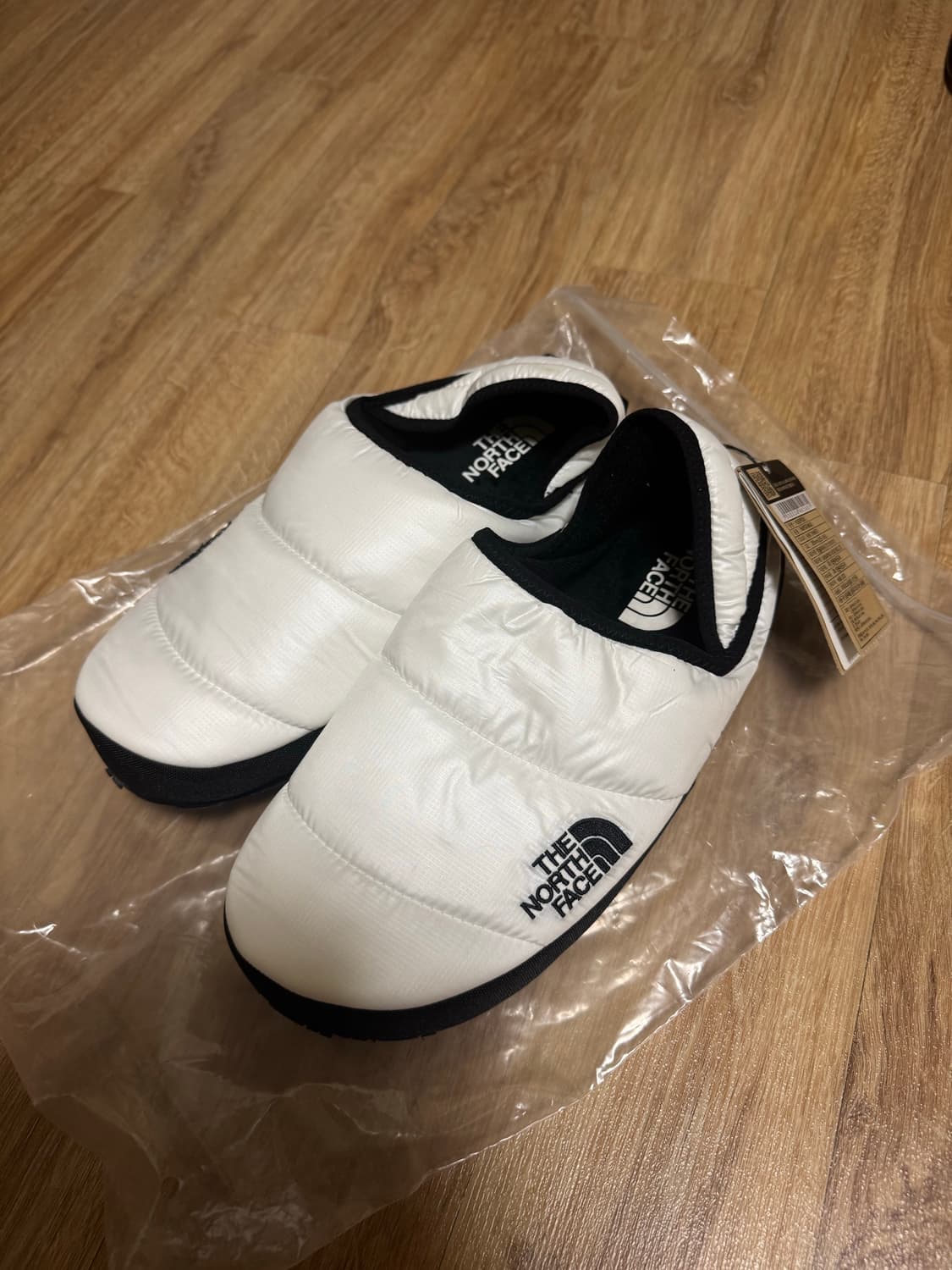 (285) 노스페이스 패딩 슬립온 상품이미지1