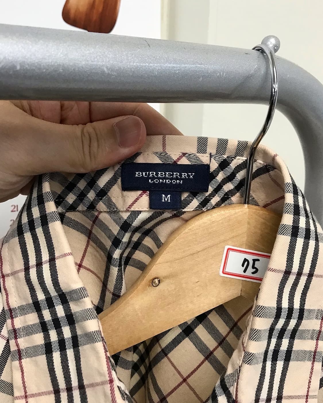 버버리 로고 노바체크 반팔 셔츠 상품이미지2