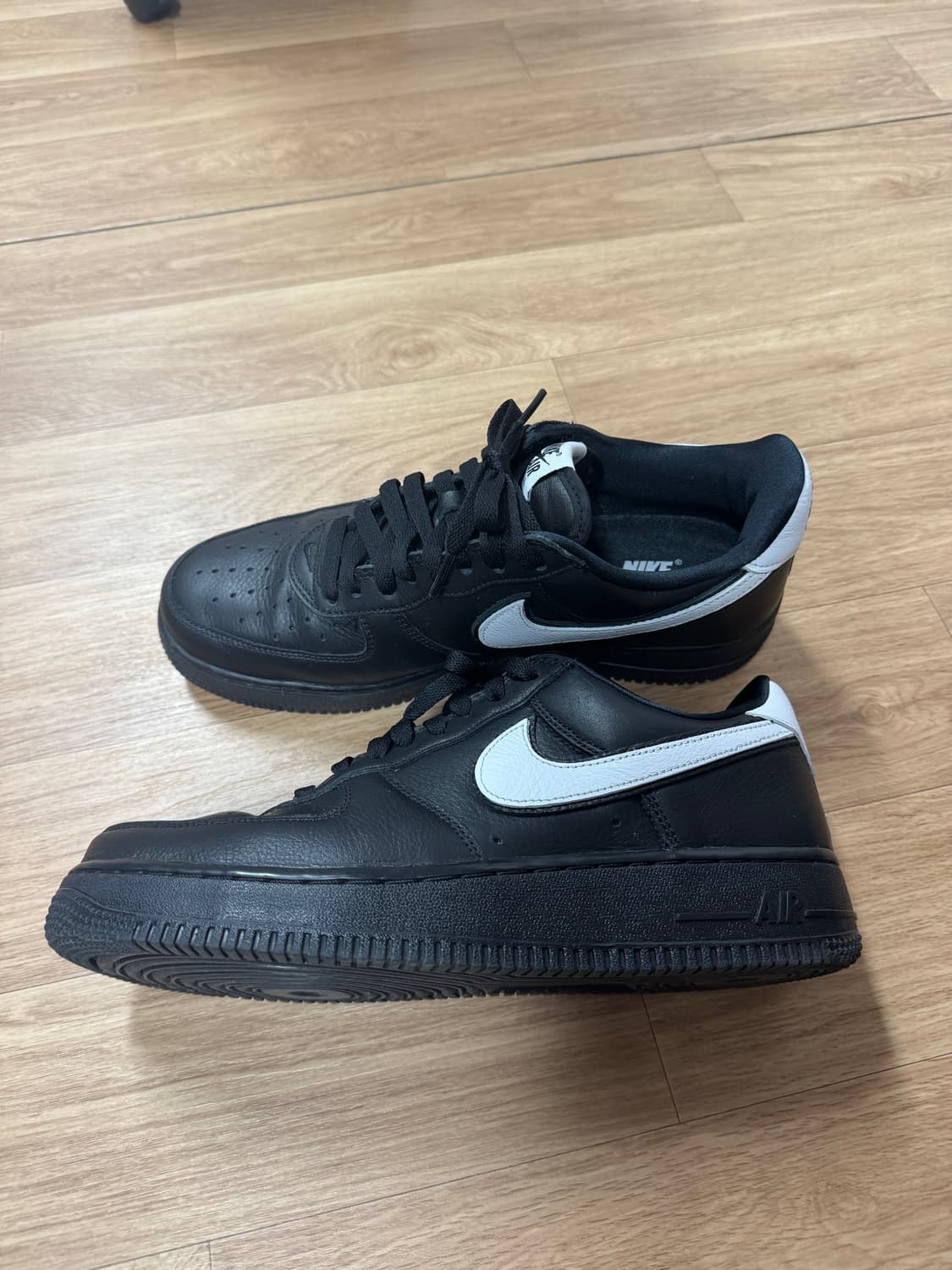 나이키 에어포스 1 레트로 265 상품이미지2