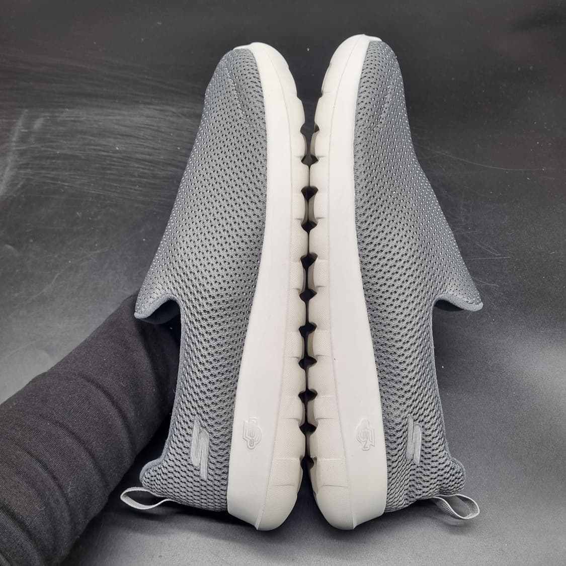 스케쳐스 고워크 남성 슬립온 280 상품이미지5