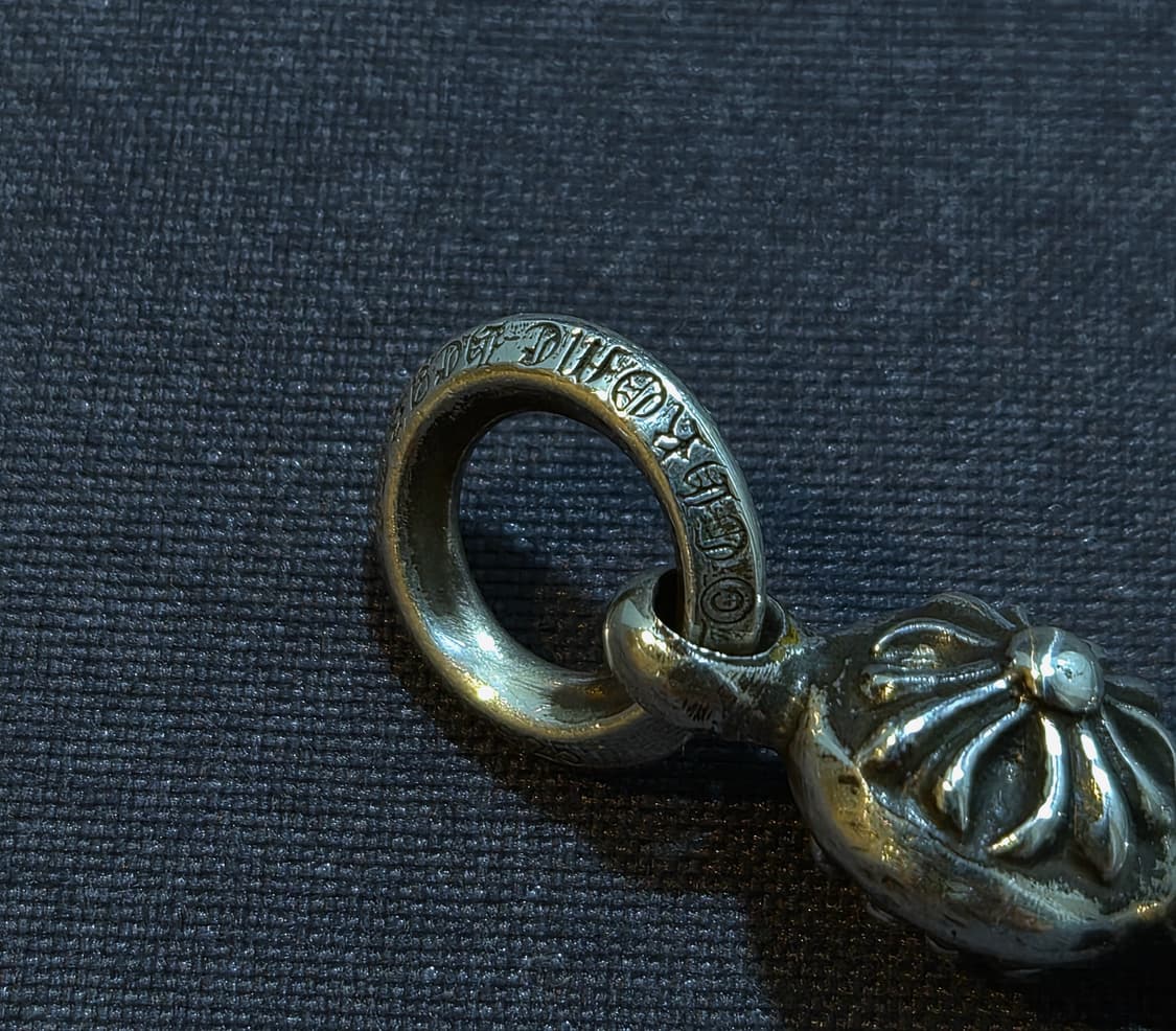 크롬하츠 원볼 타이니 크로스 상품이미지5