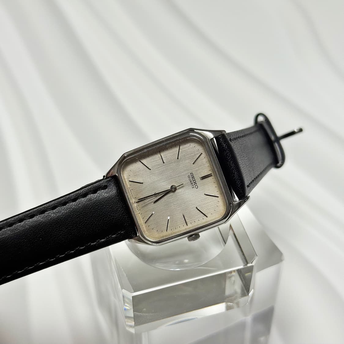 70s80s 빈티지 세이코 스퀘어 브러쉬드 실버 다이얼 워치 상품이미지6