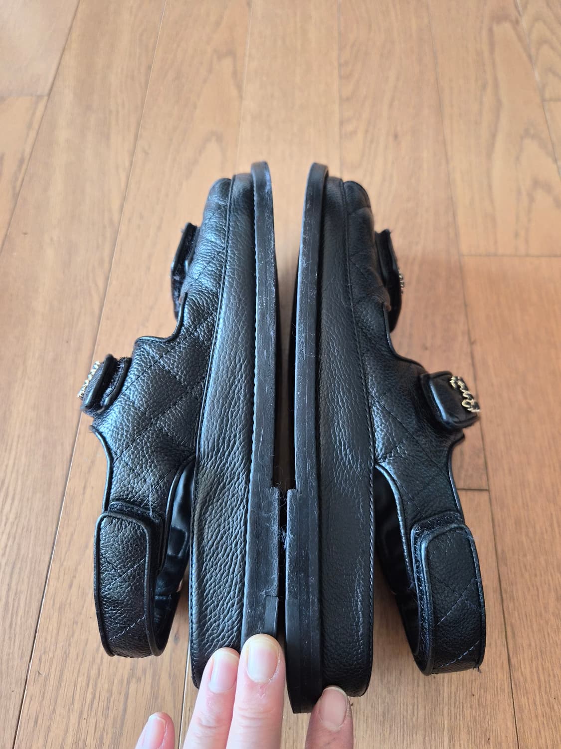 (정품) 샤넬 벨크로 샌들 캐비어 38 (명품 여자 신발 슬리퍼 뮬 스니 상품이미지5