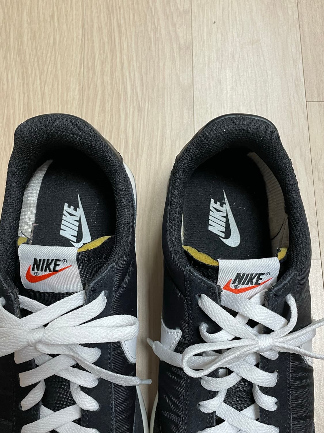 나이키 테일윈드 검흰 280 상품이미지5